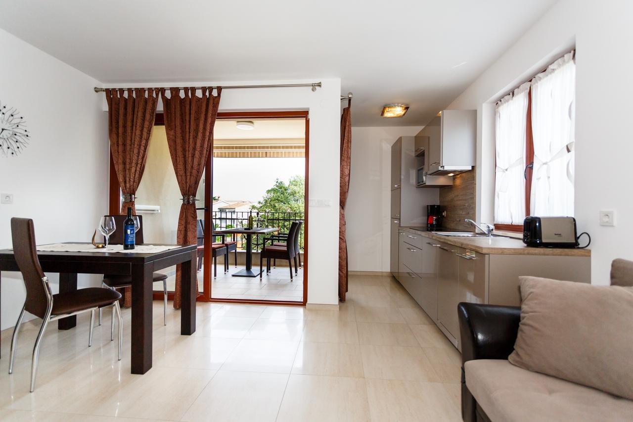 Villa Aria Malinska Εξωτερικό φωτογραφία