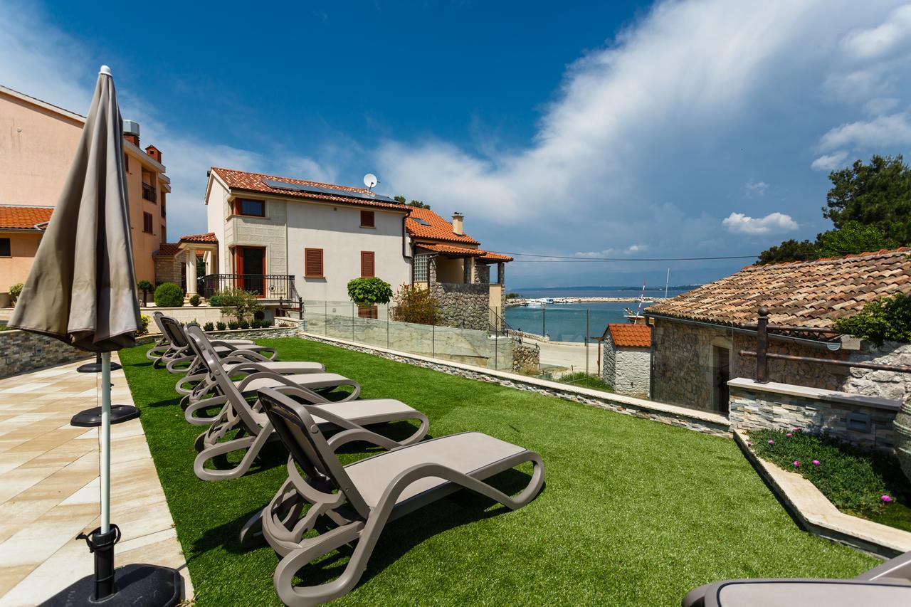 Villa Aria Malinska Εξωτερικό φωτογραφία